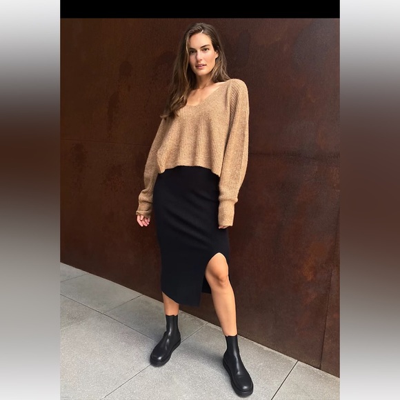 Aritiza The Group By Babaton Tessin Sweater - Picture 5 of 7